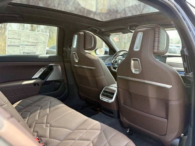 2025 BMW 7 Series 760i xDrive
