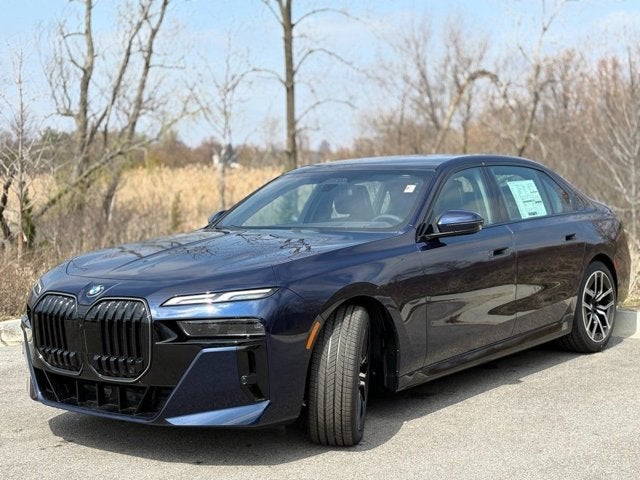 2025 BMW 7 Series 760i xDrive
