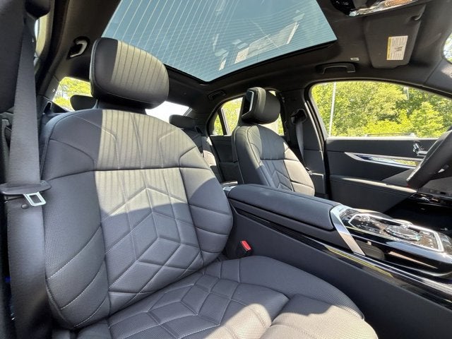 2026 BMW 7 Series 750e xDrive