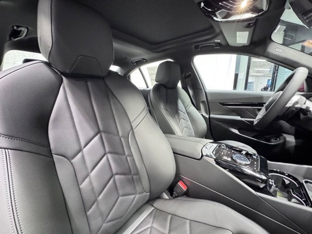 2026 BMW 5 Series 530i xDrive