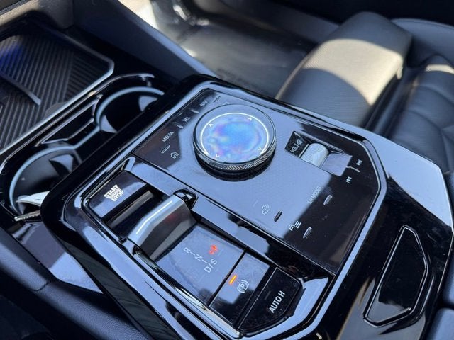 2025 BMW 5 Series 530i xDrive