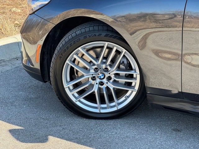 2025 BMW 5 Series 530i xDrive