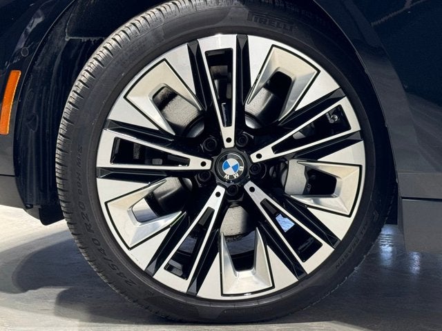 2025 BMW 5 Series 530i xDrive