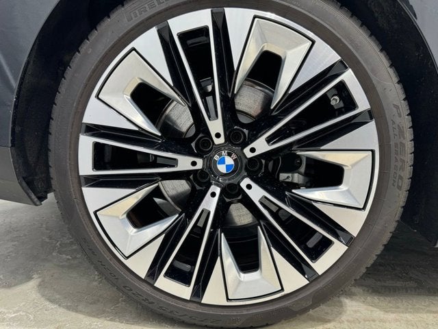 2025 BMW 5 Series 530i xDrive