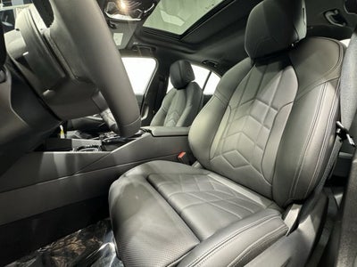 2025 BMW 5 Series 530i xDrive