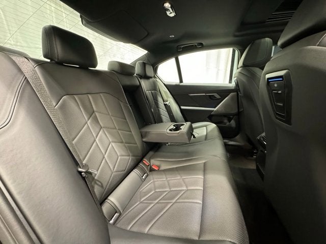 2025 BMW 5 Series 530i xDrive