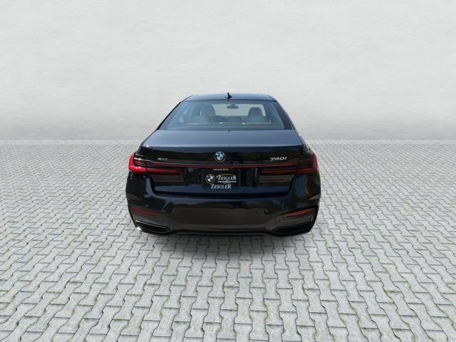 2021 BMW 7 Series 740i xDrive