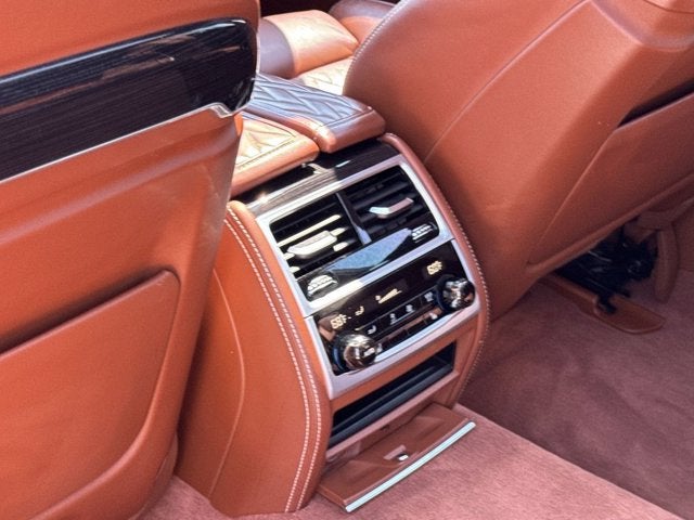 2022 BMW 7 Series 750i xDrive