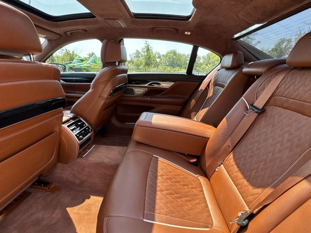 2022 BMW 7 Series 750i xDrive
