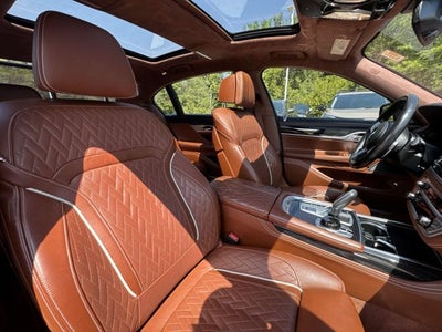 2022 BMW 7 Series 750i xDrive