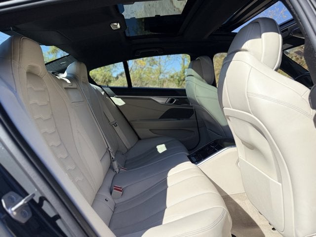 2022 BMW 8 Series 840i