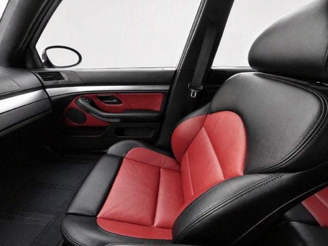 2001 BMW 5 Series M5