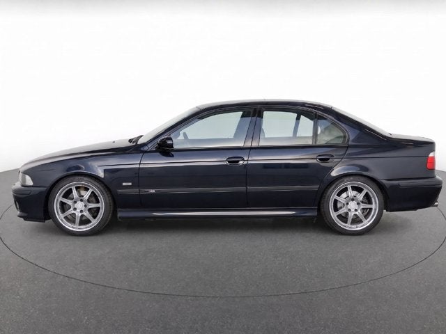 2001 BMW 5 Series M5