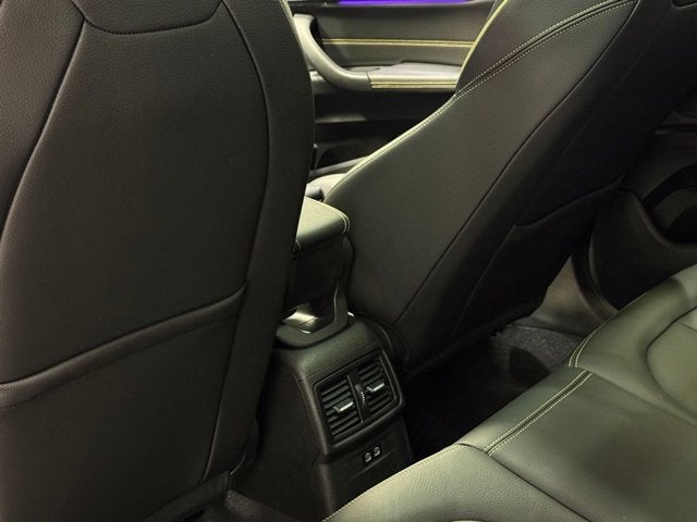 2023 BMW X2 xDrive28i