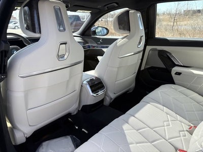 2025 BMW i7 xDrive60