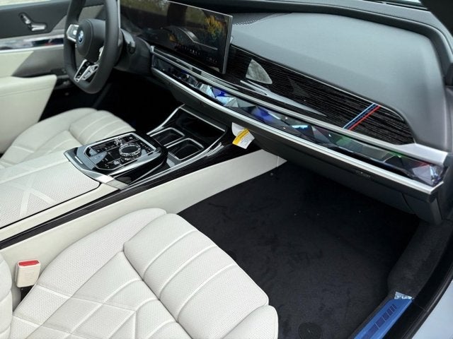 2025 BMW i7 xDrive60