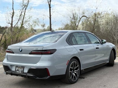 2025 BMW i7 xDrive60