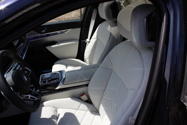 2025 BMW i7 xDrive60