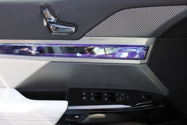 2025 BMW i7 xDrive60