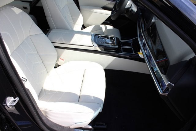 2025 BMW i7 xDrive60