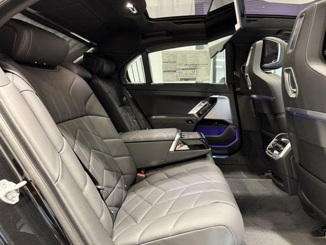 2025 BMW i7 xDrive60