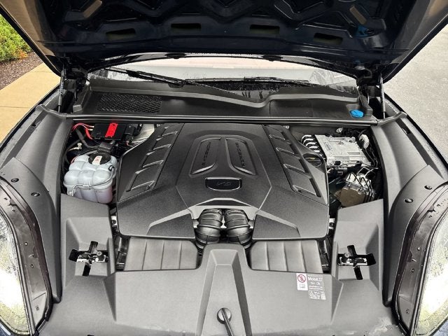 2025 Porsche Cayenne S