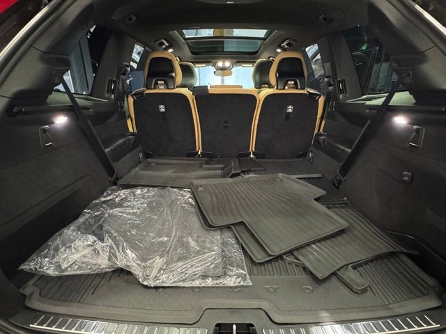 2025 Volvo XC90 Ultra