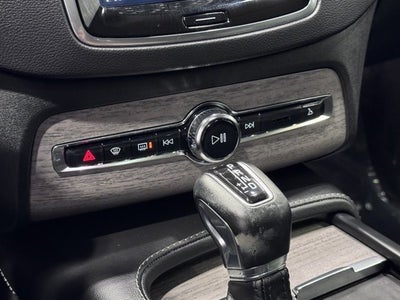 2022 Volvo XC90 Inscription