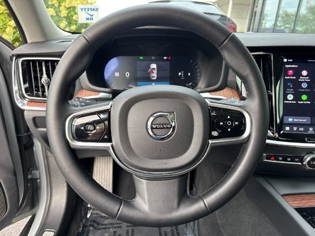 2025 Volvo V60 Cross Country Plus