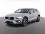 2025 Volvo V60 Cross Country Plus
