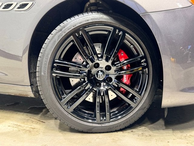 2023 Maserati Quattroporte Modena Q4