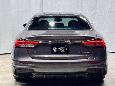 2023 Maserati Quattroporte Modena Q4